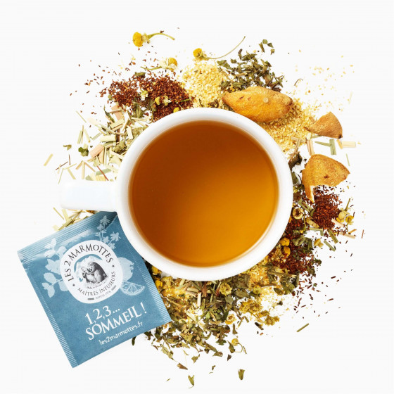 Tasse et sachet de tisane 123sommeil, à boire avant de se coucher Tasse et sachet de tisane 123sommeil, à boire avant de se coucher