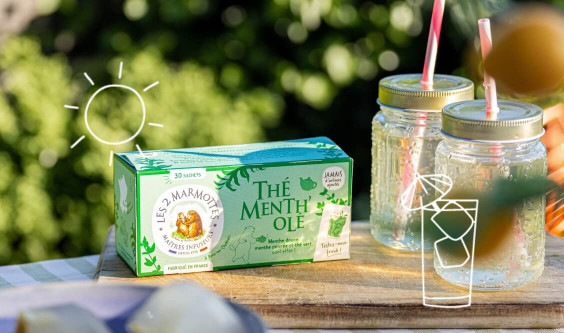 Is it better to drink hot tea in summer ?